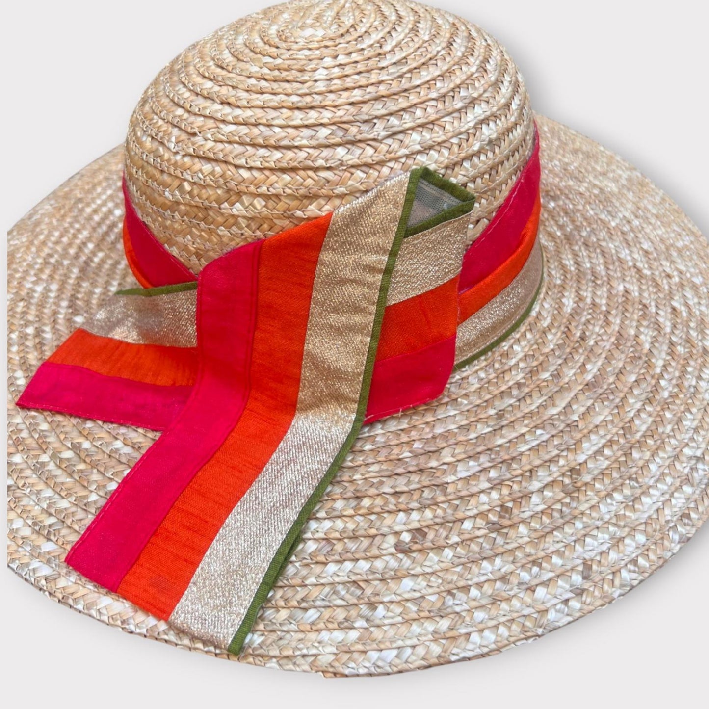 WOMEN'S VINTAGE UPCYCLED LIGHT CREAM WOVEN SUN HAT, BRIGHT TABLE RUNNER TRIM
