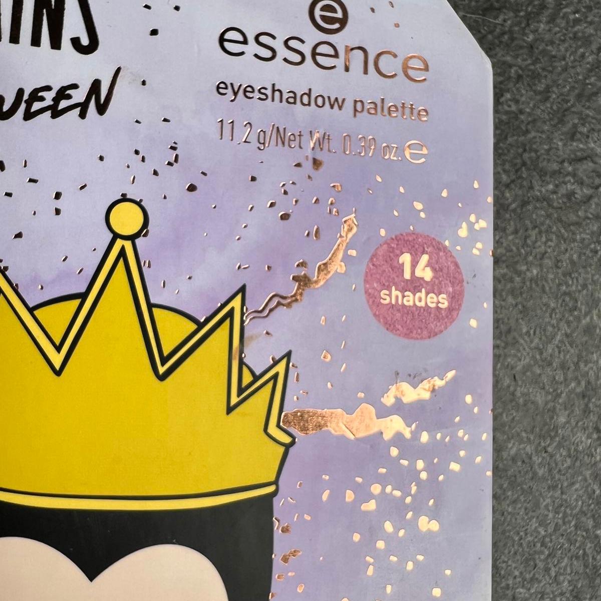 ESSENCE Disney Eye Shadow Palette EVIL QUEEN NEW- 14 shades