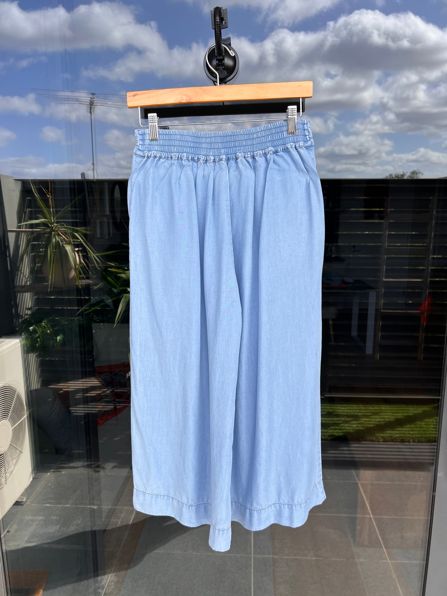 soft jean crop pant- S