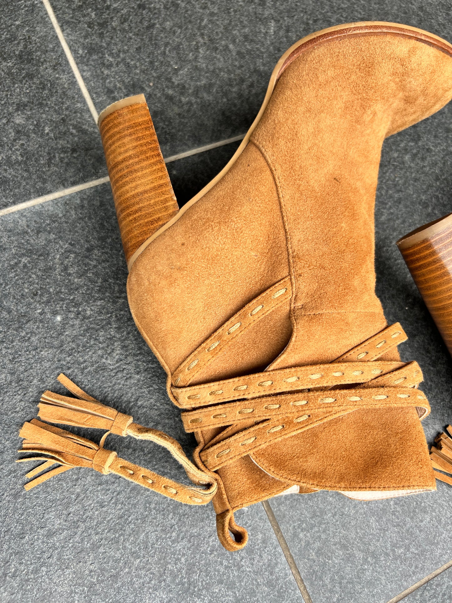 seed ankle boots- 38